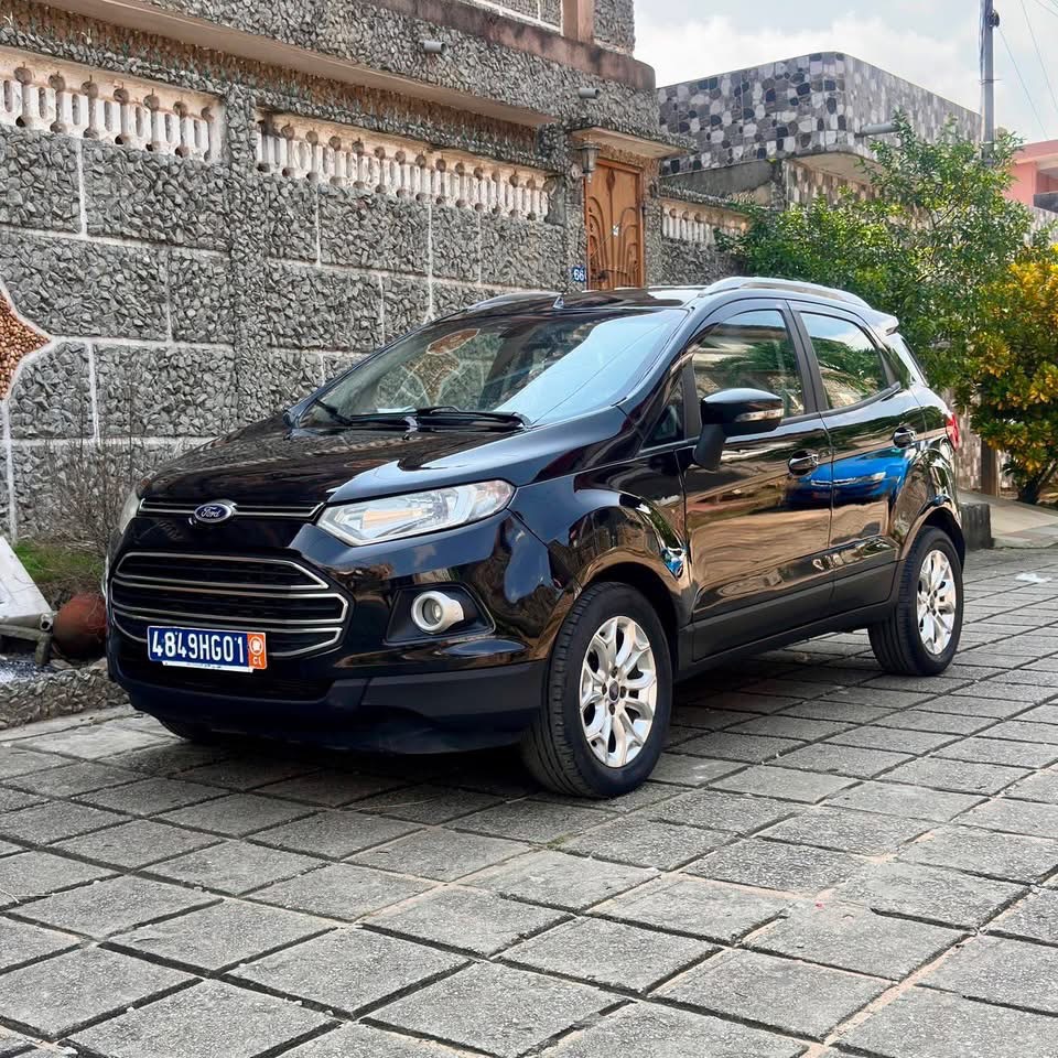 Ford Ecosport titanium